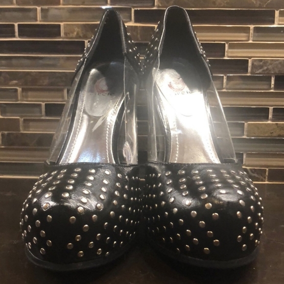 A1. Super Sexy Studded Heels - Picture 2 of 5